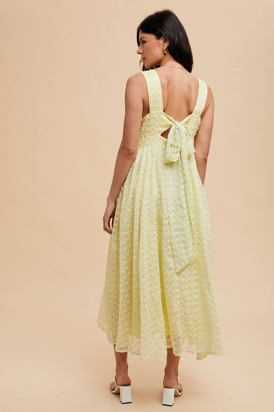 Ild5400 FLORAL EMBROIDERED MAXI DRESS: VINTAGE CREME