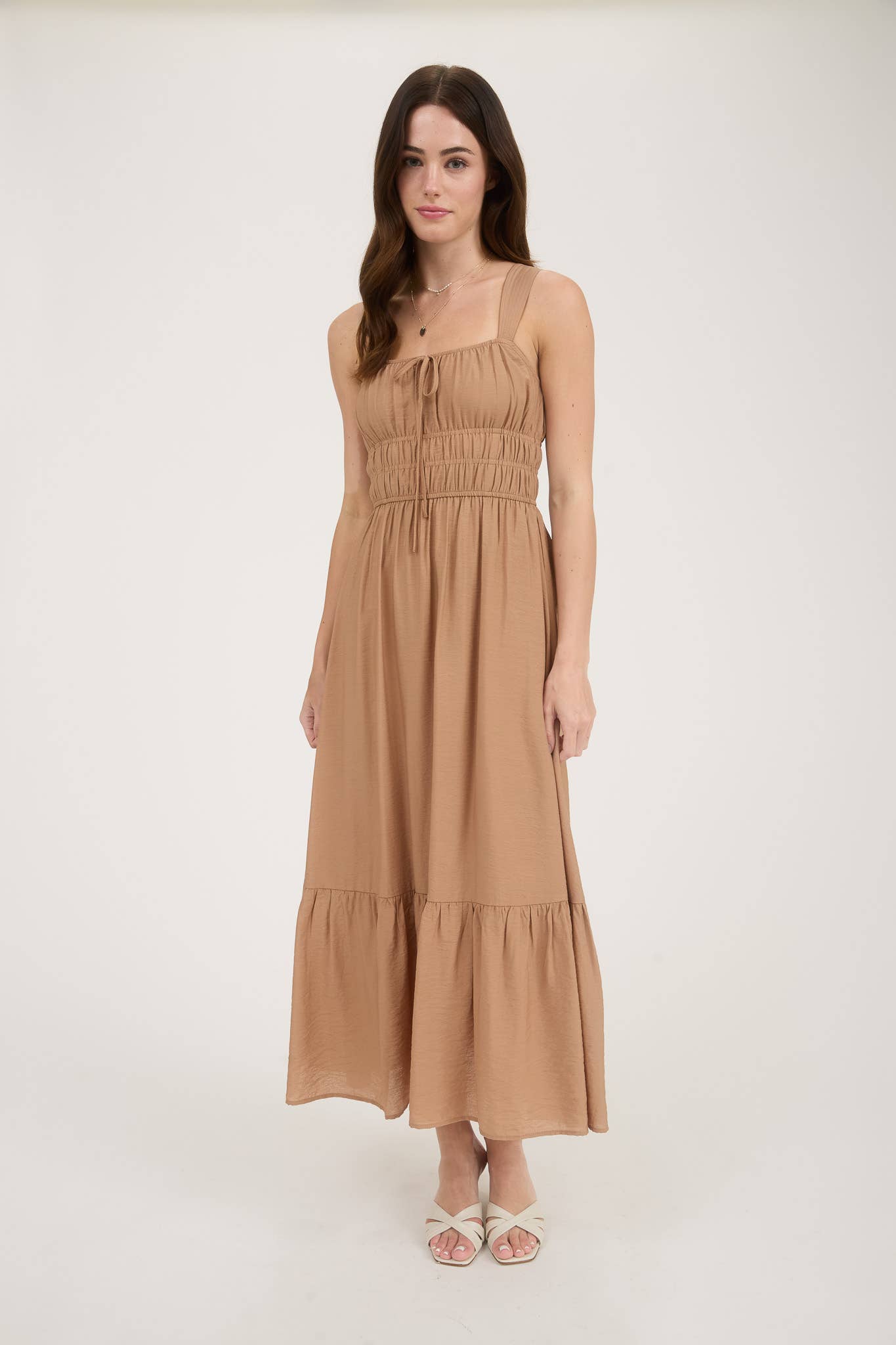 CR2586 : CREAM blu pepper