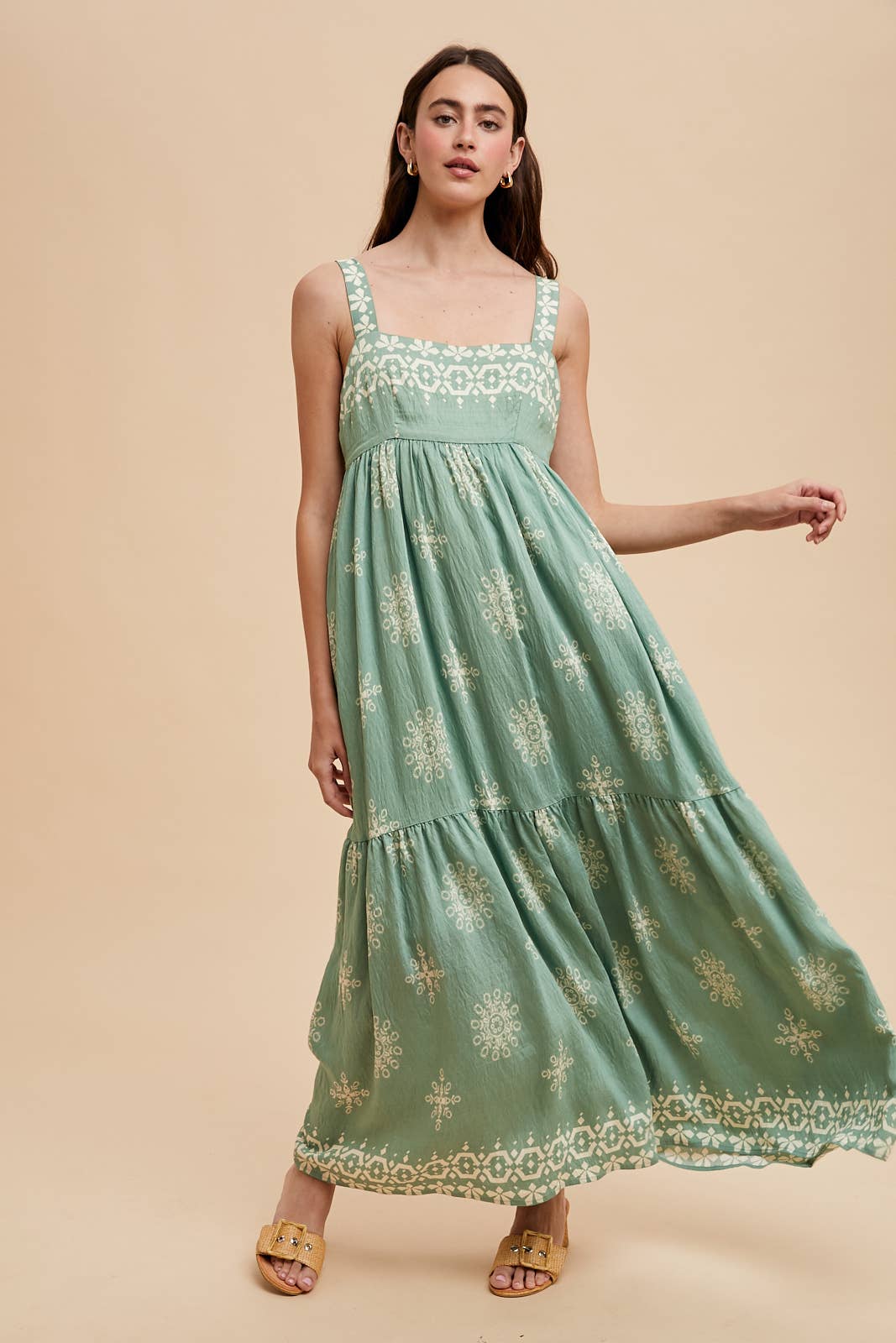 BORDER PRINT MAXI DRESS: BRAN / ILD6311