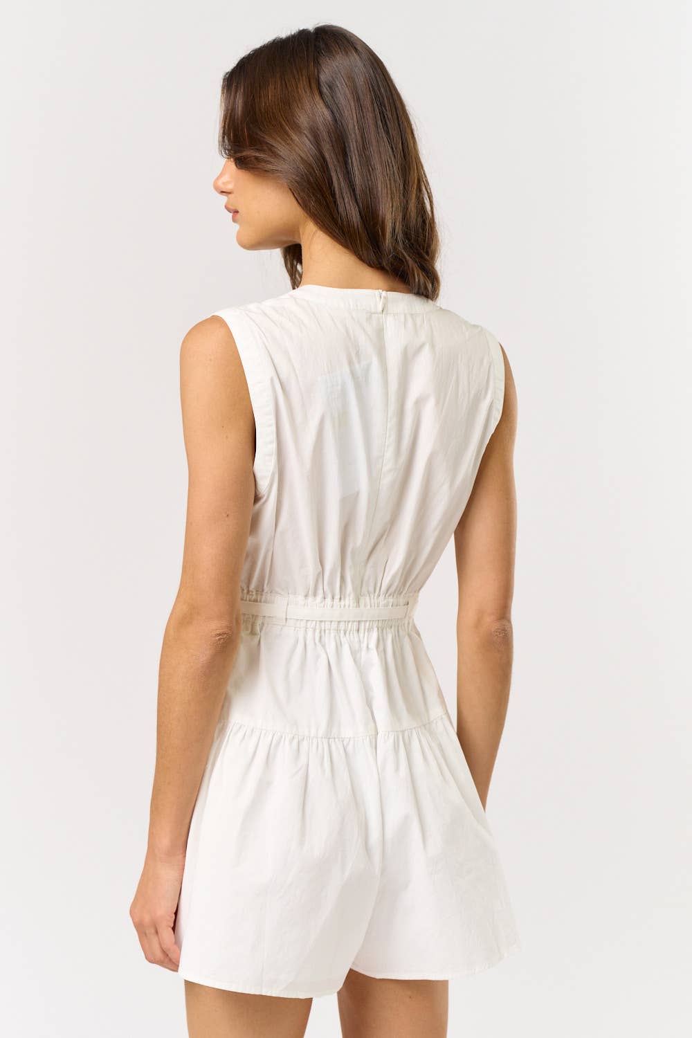 ILR5252 SLEEVELESS WAIST TIE ROMPER : OFF WHITE