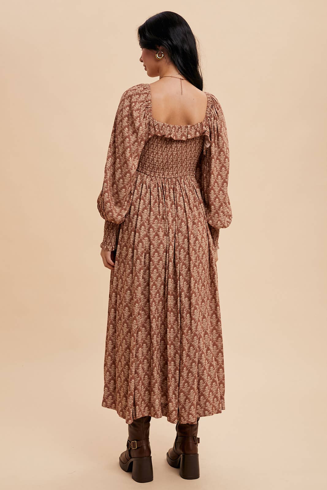 SMOCKED RUFFLED FLORAL MAXI: INDIGO / ILD5970