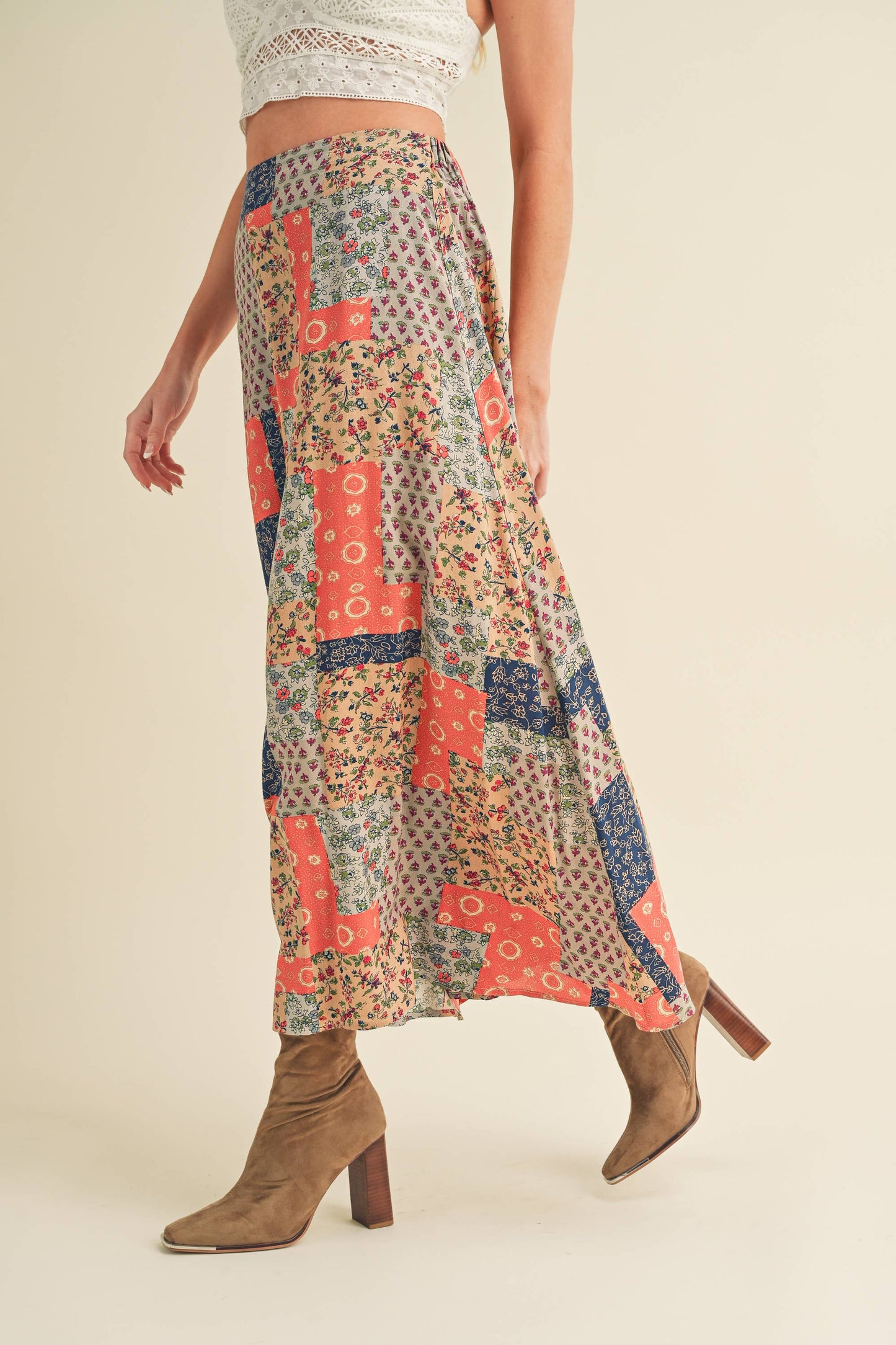 773DN-C6 Bradyn Patchwork Print Skirt / Mint/Pink