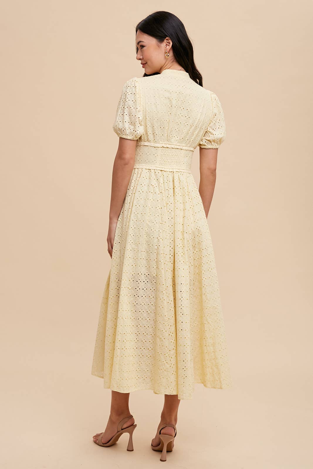 COTTON EYELET BUTTON DOWN DRESS: LEMON WATER / ILD5399