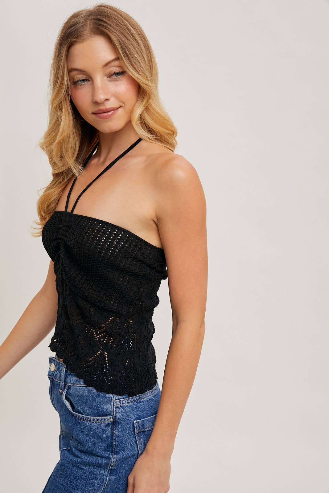 KNOTTED POINTELLE KNIT HALTER TOP SWEATER: Black / T02269