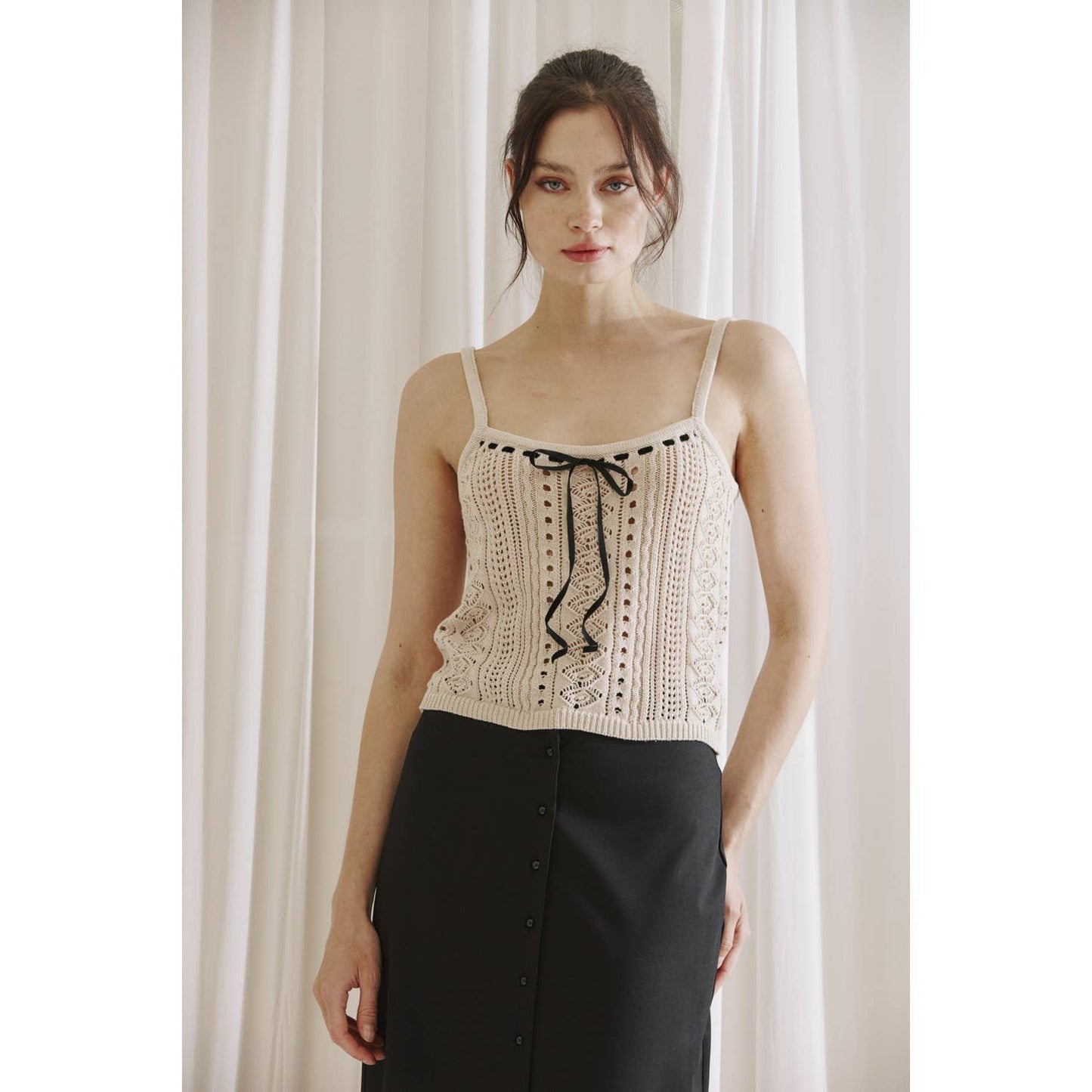 JT5156- MONOCHROMATIC KNIT RIBBON BOW CAMI: WHITE BLACK