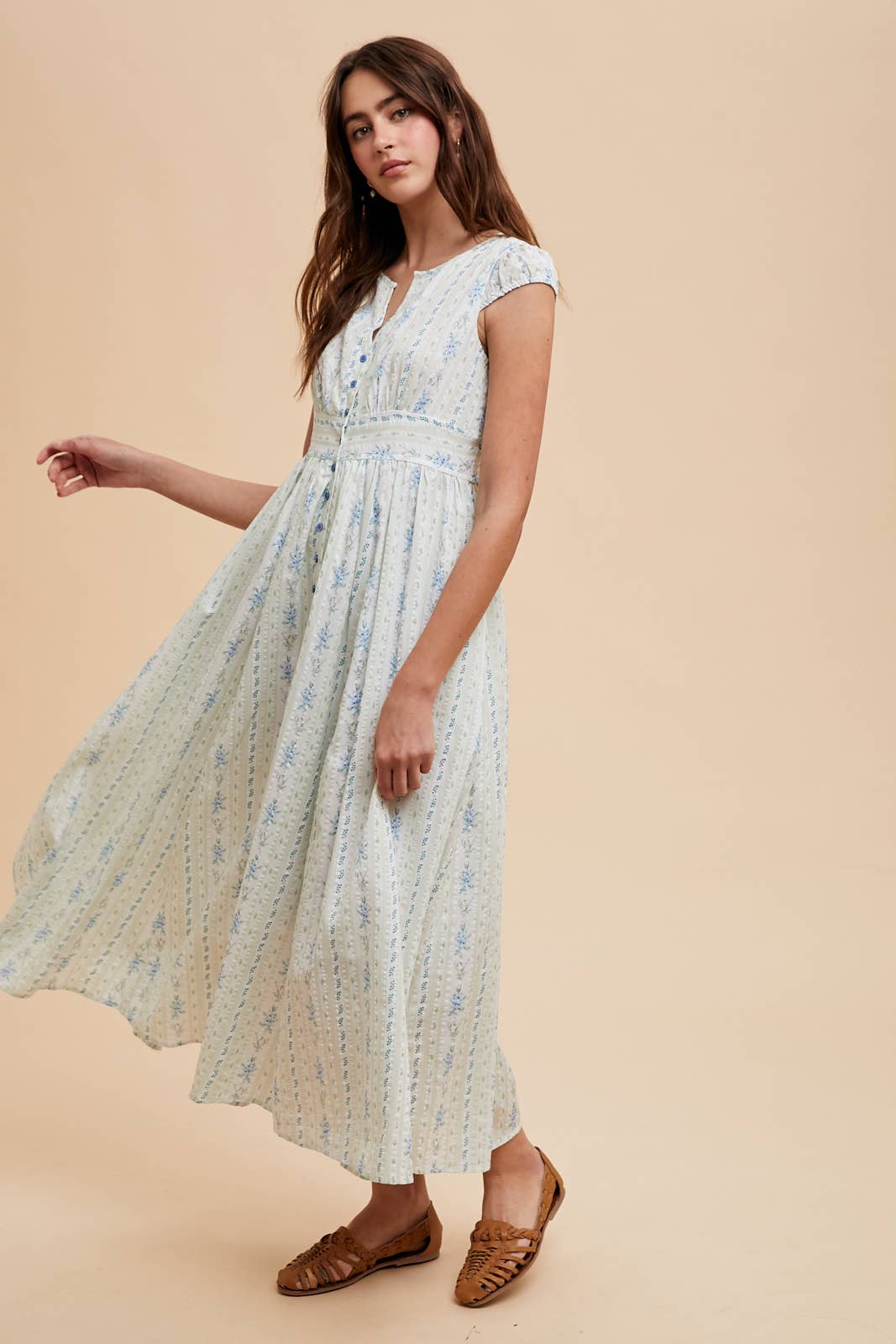 COTTON FLORAL BUTTON DOWN MAXI DRESS: FRENCH BLUE / ILD6332