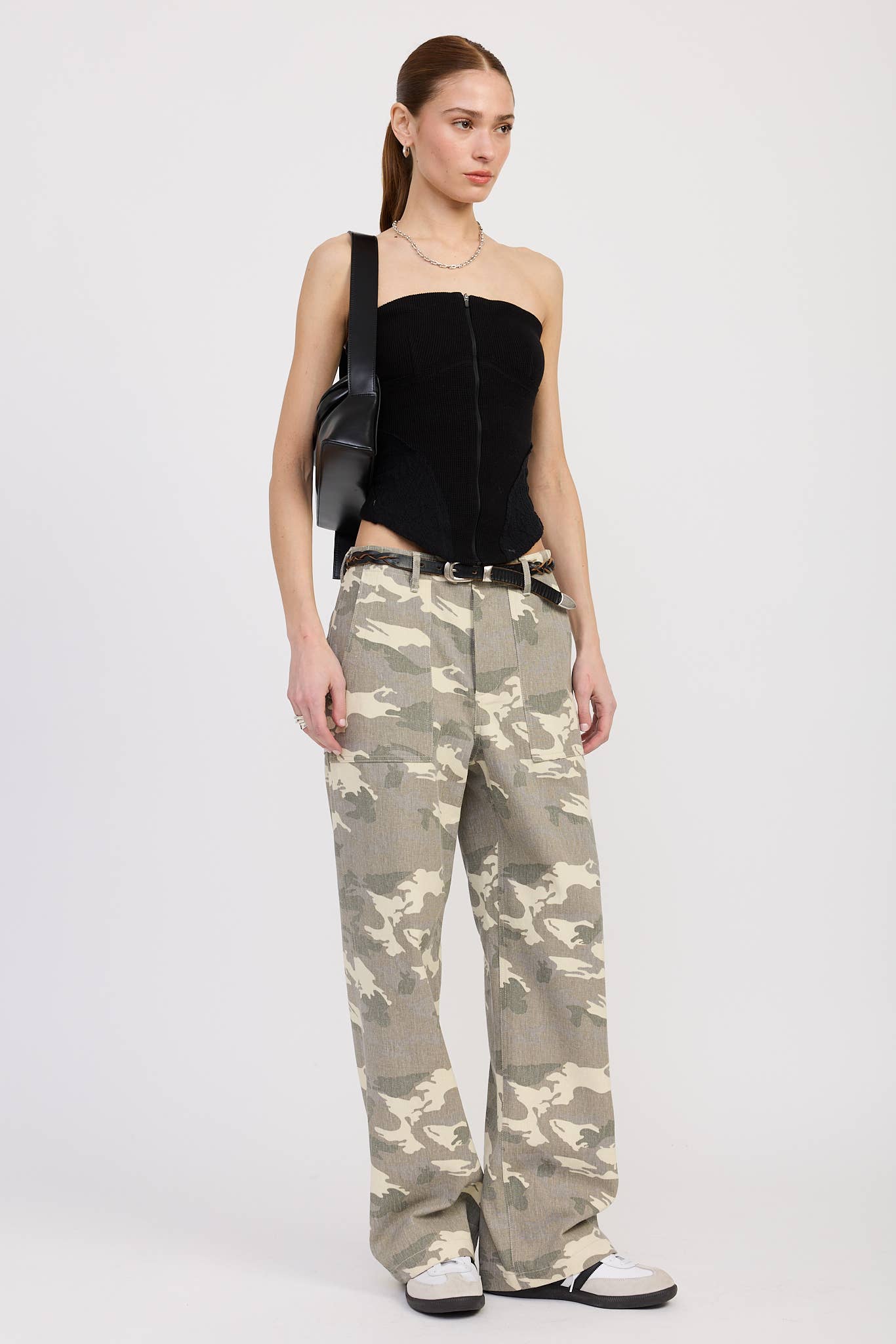 WIDE STRAIGHT LEG CAMO PANTS: LIGHT CAMO / IPG2532P-1