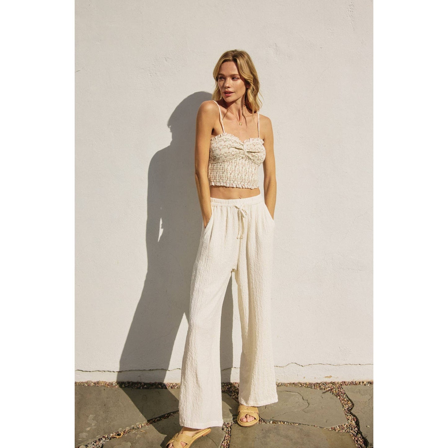 Feel The Heart Smocked Sweetheart Crop Top: ROSE GARDEN / FT12573-CP496