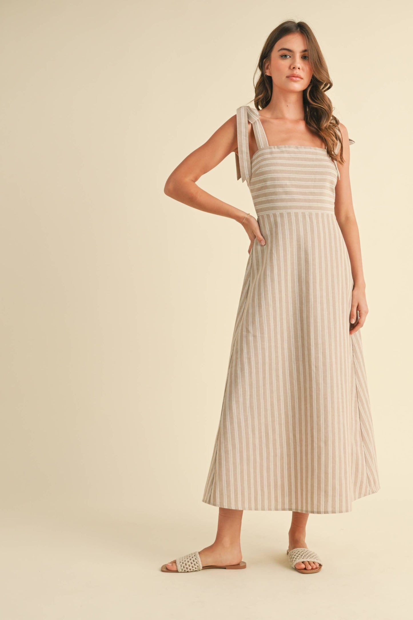 ID8900 : Beige / klesis