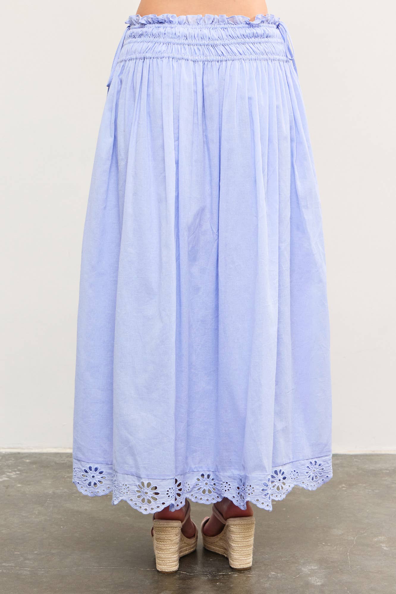 EYELET LACE HEM SIDE TIE SKIRT: PERIWINKLE / S24672