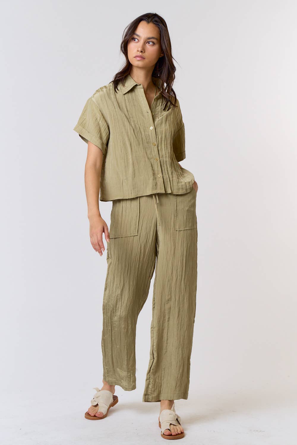 ILT3645 ROLL UP SLEEVE BUTTON UP SHIRTS: CREAM