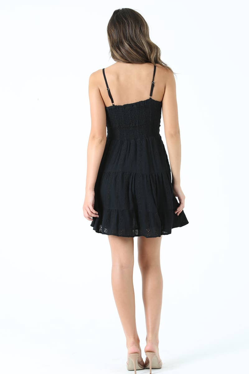 C4143-EMB ALL OVER EYELET EMBROIDERED V NECK TWIST FRONT CUT: WHITE