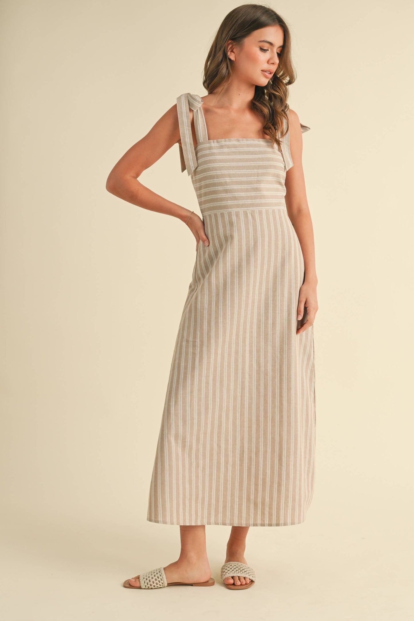 ID8900 : Beige / klesis