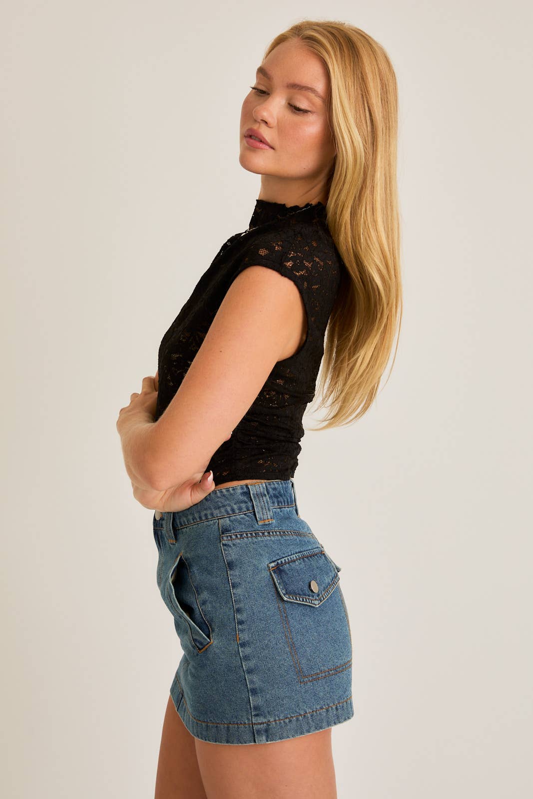 MOCK NECK CAP SLEEVE LACE TOP: Black / ST2547