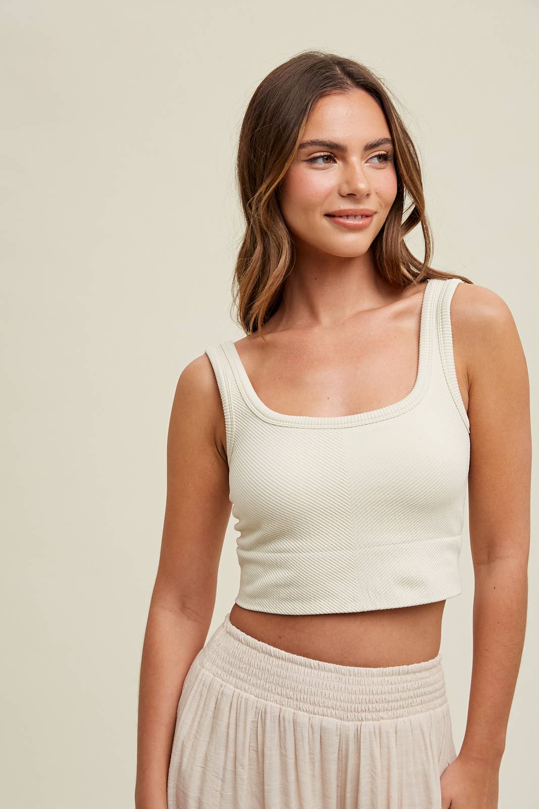 CHEVRON RIBBED SEAMLESS PADDED BRALETTE / WL23-8162: CHARCOAL