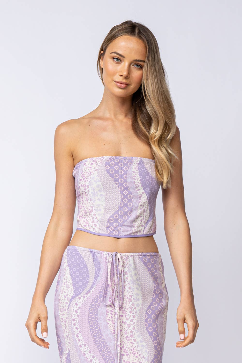 MULTI FLORAL PRINT STRAPLESS CORSET STYLE CROP TOP: SM-T10228B / My Darling Purple