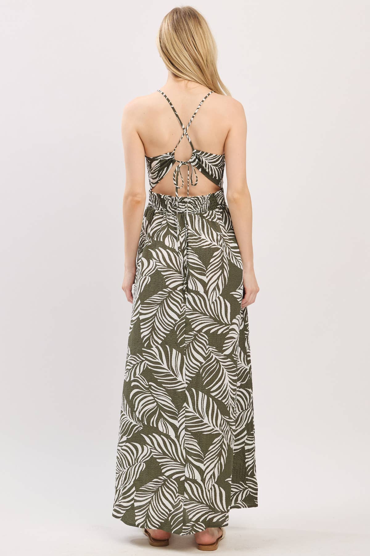Print Ruched Halter Neck Maxi Dress - VND41044: Navy/ White