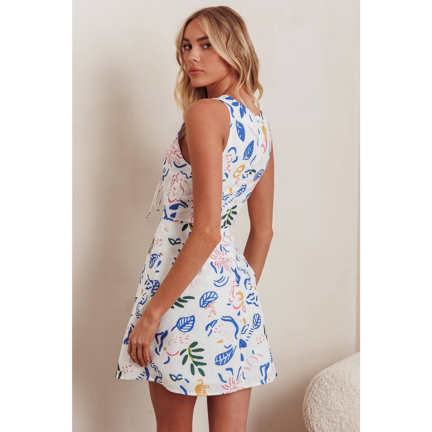 OCEAN LIFE MINI DRESS: WHITE / 64684F