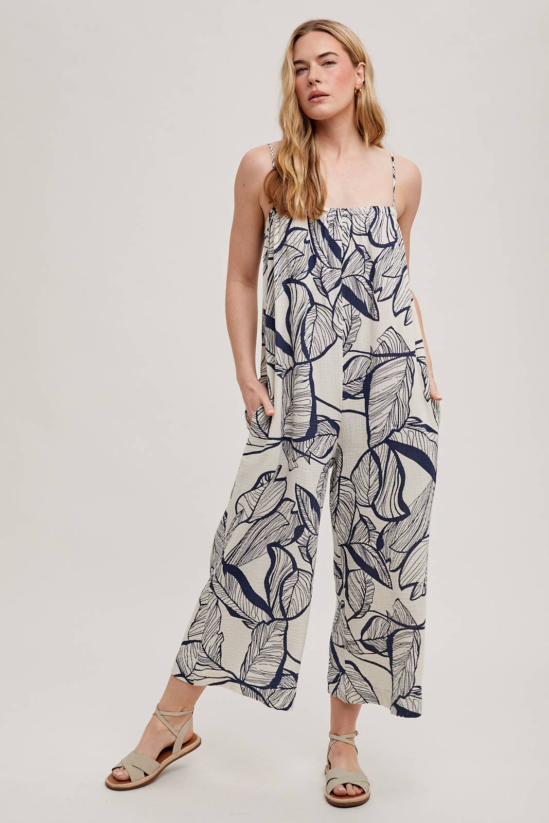 GAUZE LEAF PRINT JUMPSUIT: IVORY/NAVY/ FD66067