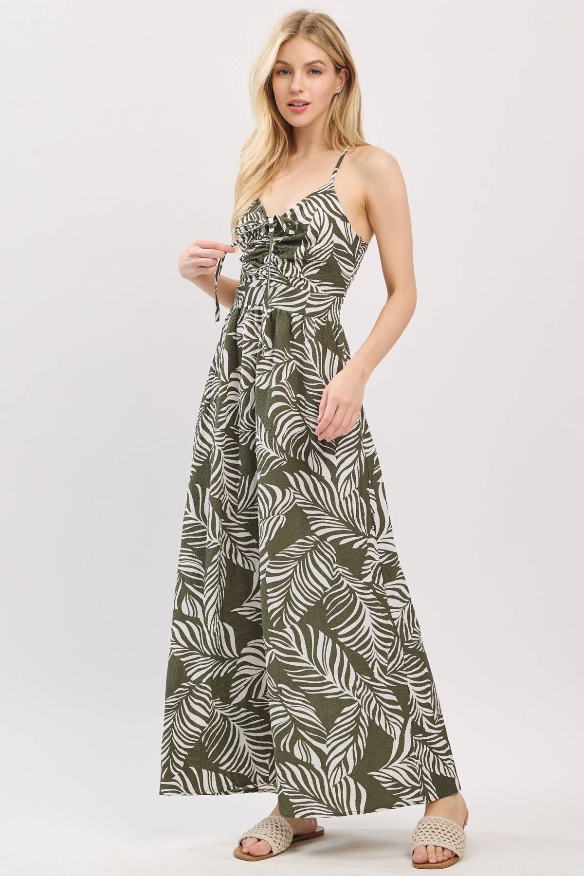 Print Ruched Halter Neck Maxi Dress - VND41044: Navy/ White