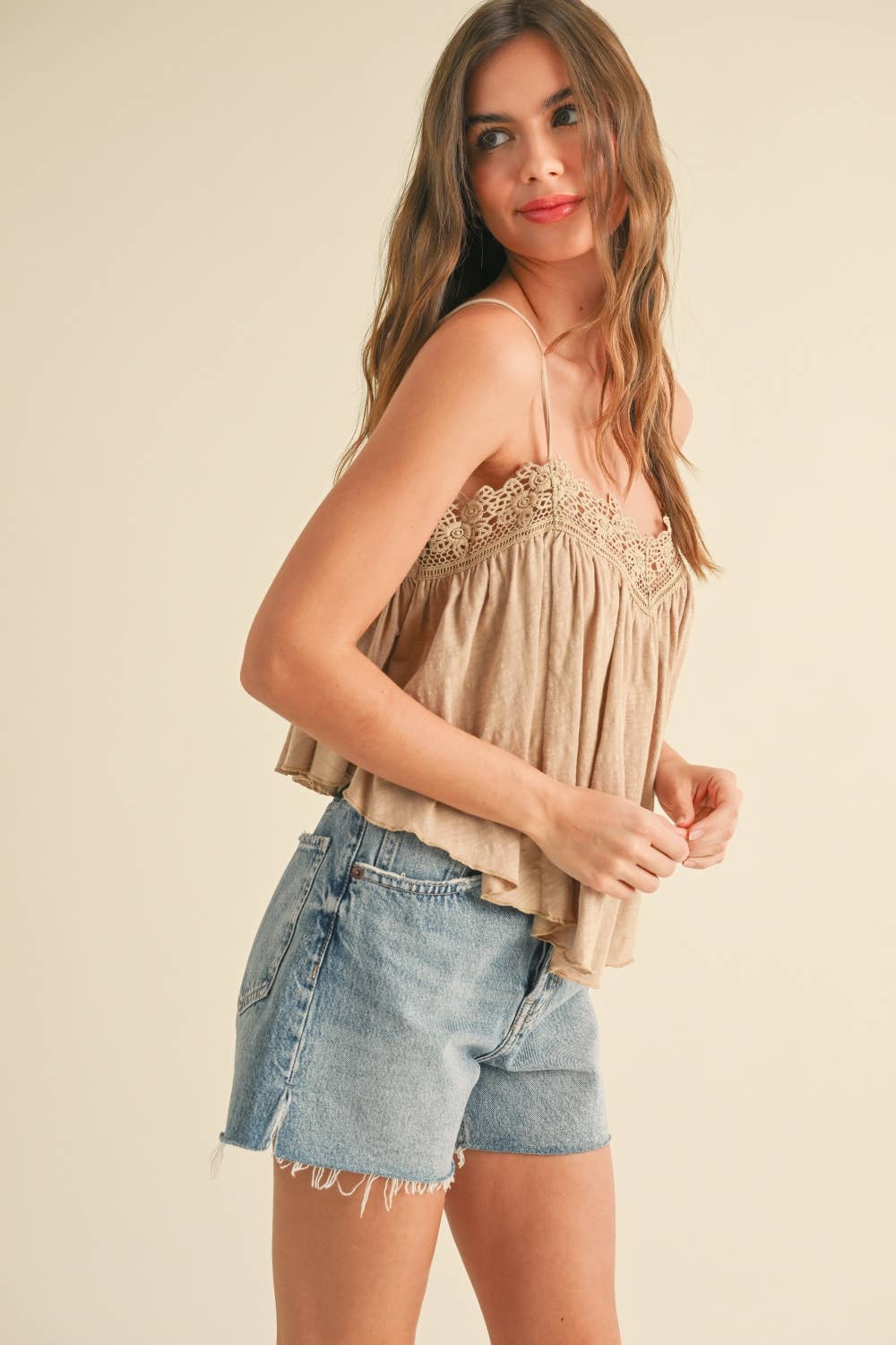 T4101 CROCHET CONTRASTED TANK TOP: CHARCOAL