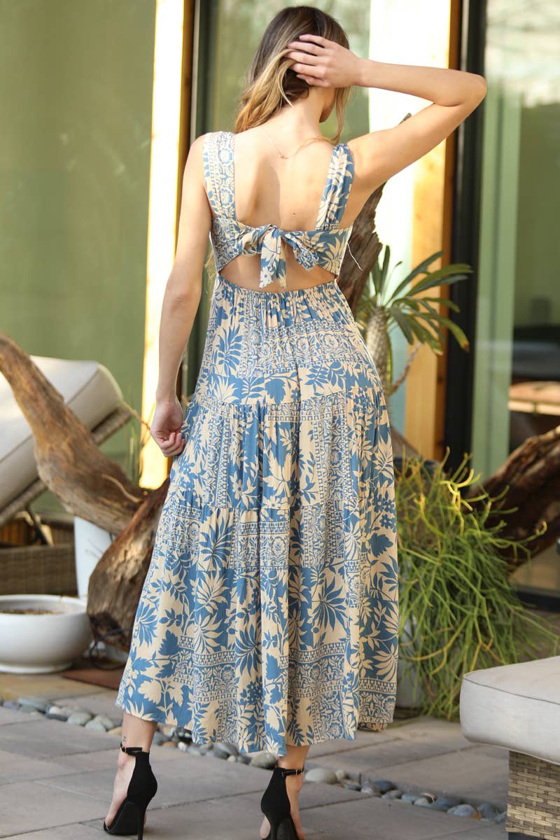 F4K69-A906 SCOOP NECK OPEN TIE BACK MAXI DRESS WITH SLIT