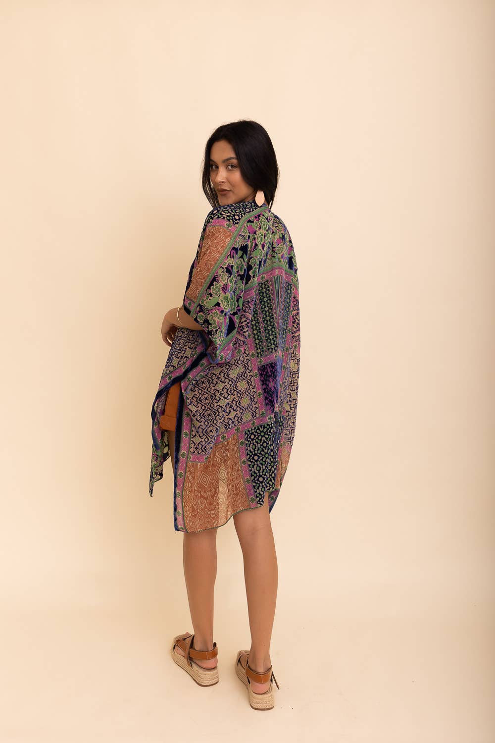 Bohemian Burnout Velvet Kimono ๐ฎ: White