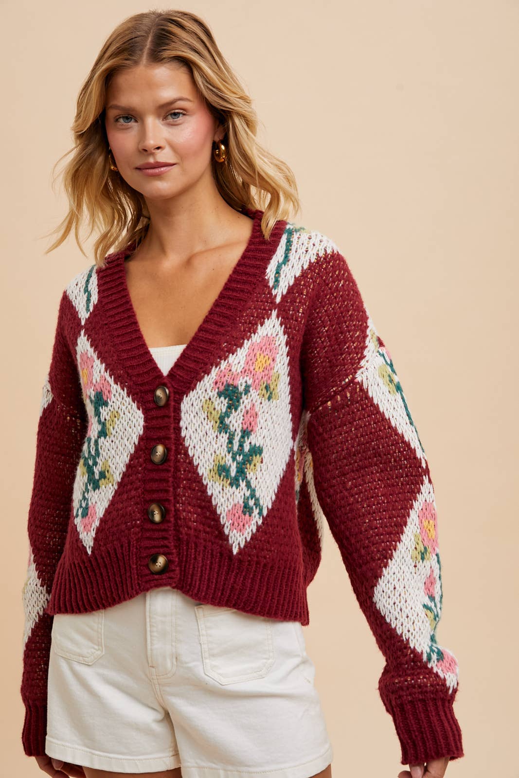 CROPPED CHUNKY FLORAL CARDIGAN: TAUPE / ILS8908