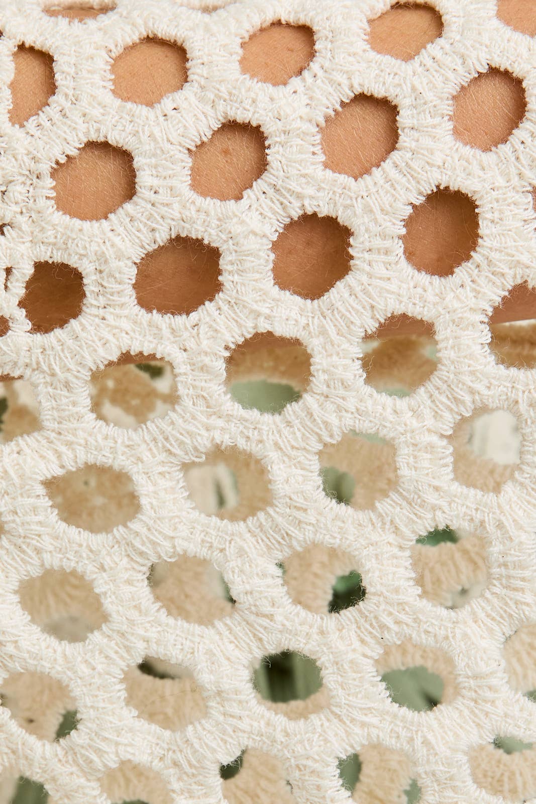 LONG SLEEVE CROCHET FRONT TIE OPEN TOP: CREAM / LWT0099