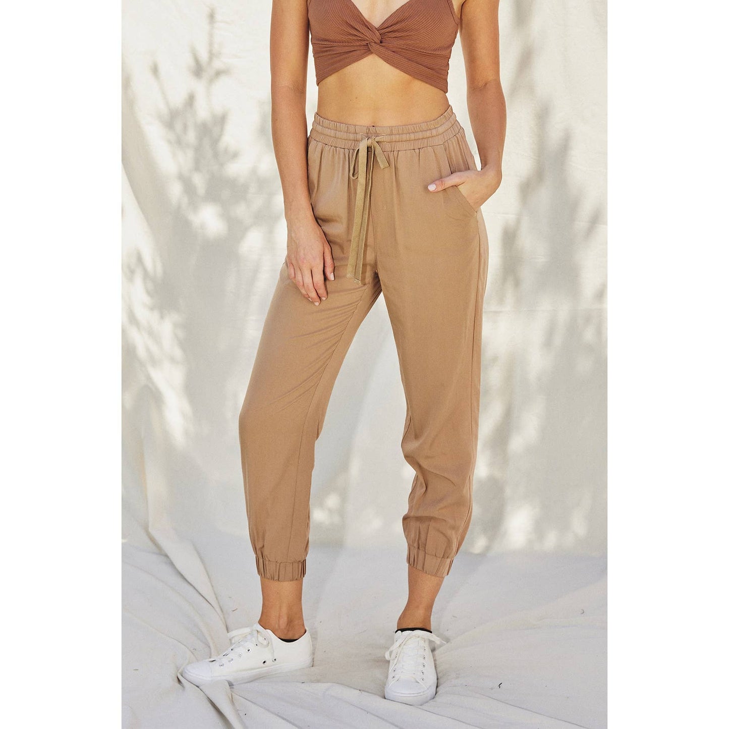 Easy Drawstring Joggers: WASHED GREY / FP5513