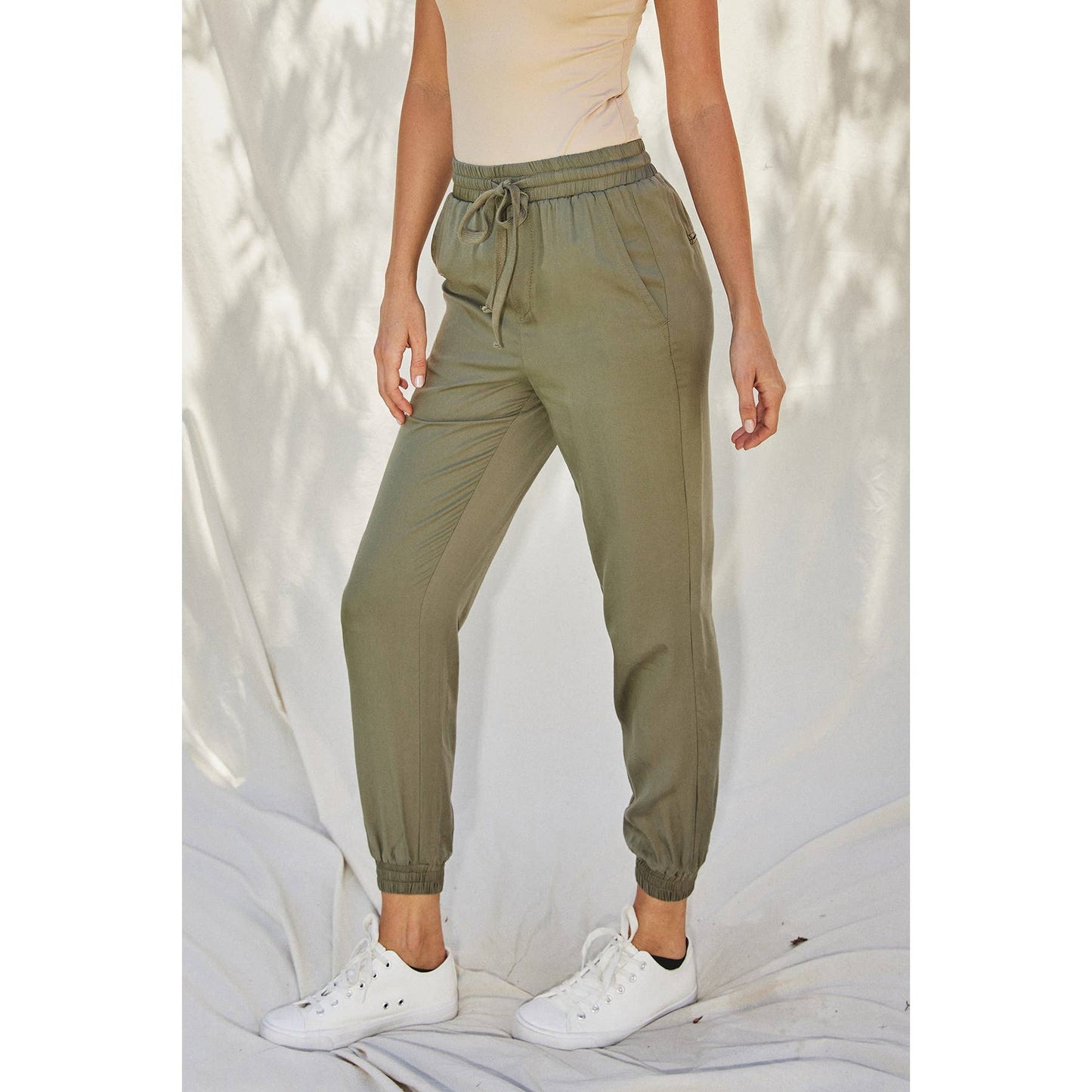 Easy Drawstring Joggers: WASHED GREY / FP5513