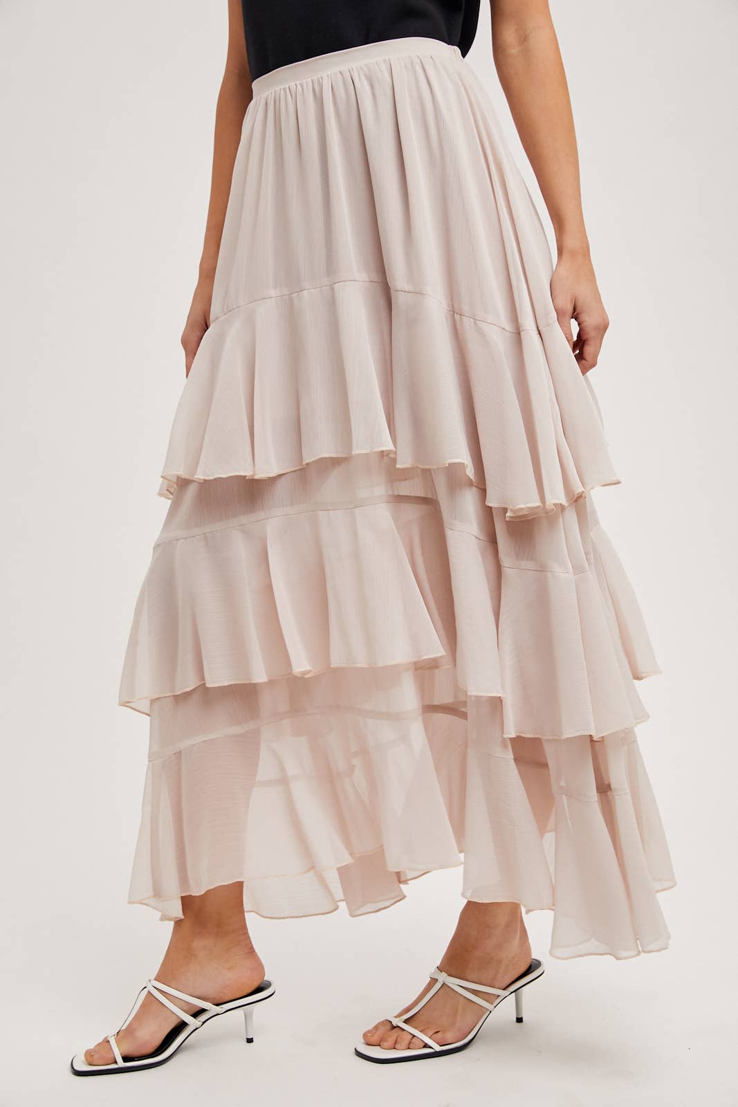TIERED RUFFLE MAXI SKIRT WITH LINING: Black B02722