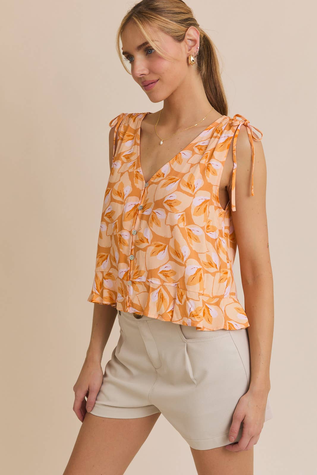 V-NECK BUTTON UP SLEEVELESS TIE DETAIL FLORAL PRINT TOP: ORANGE ET2254