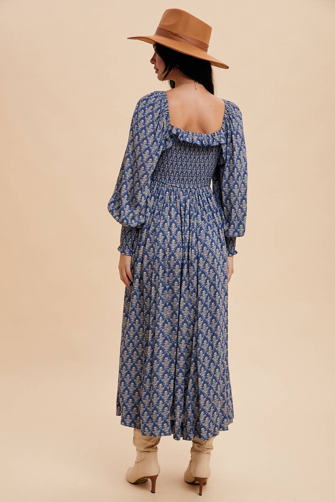 SMOCKED RUFFLED FLORAL MAXI: INDIGO / ILD5970