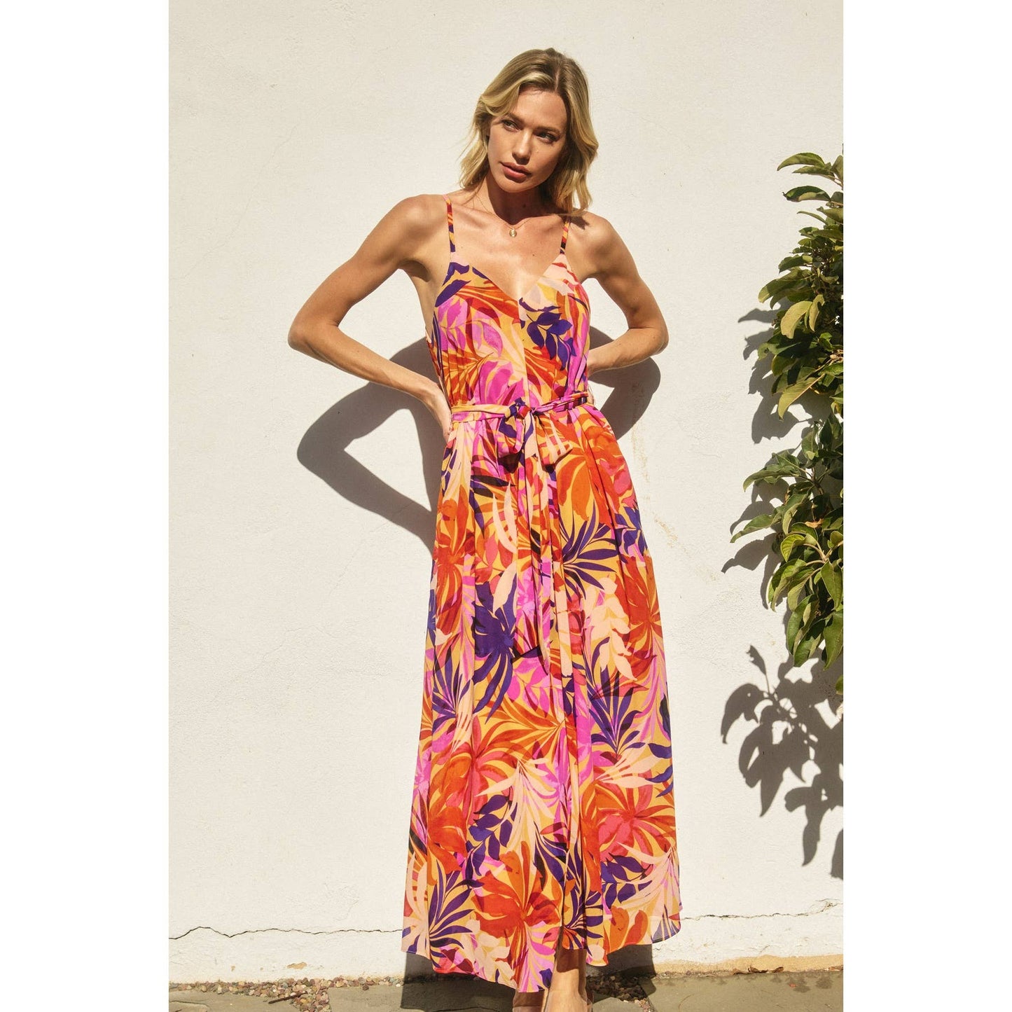 Coastal Cruising Extra Flared Maxi Dress: SUNSET FRONDS / FD11448-P1998_1