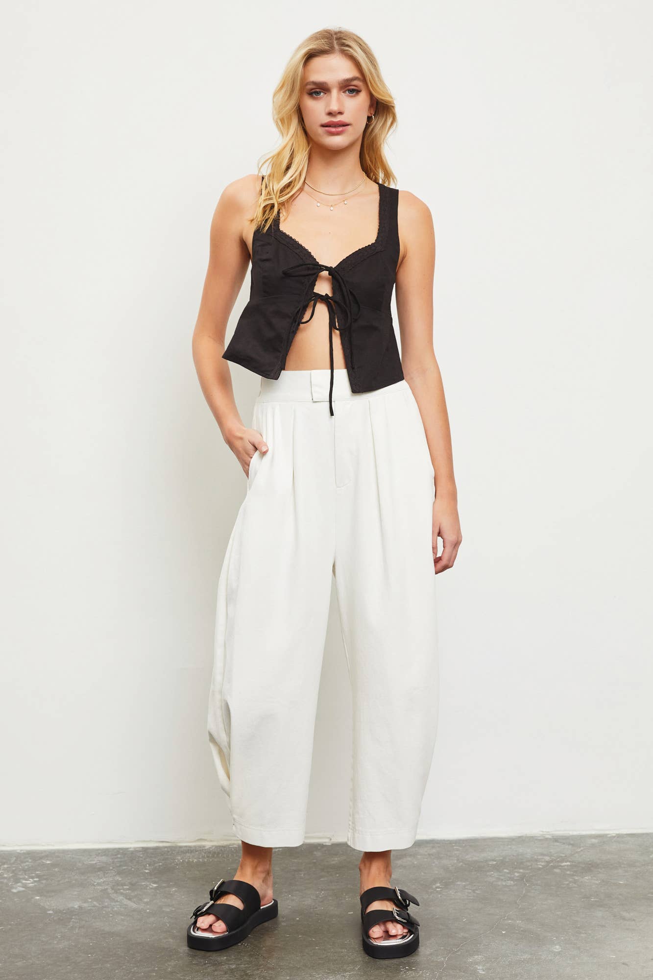 S22834 TIE FRONT CAMI TOP: White