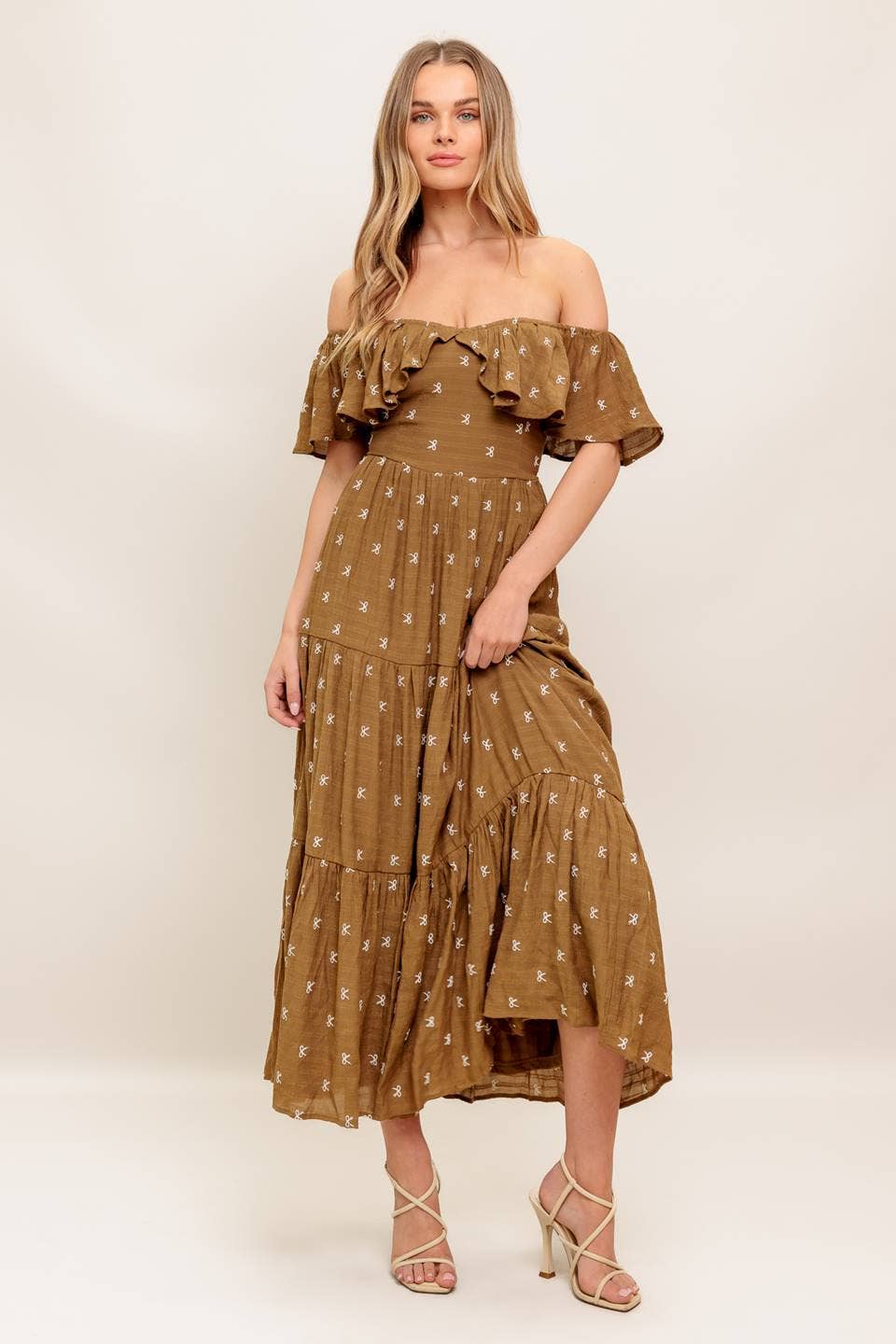 A textured embroidered woven midi dress - ID22655: Brown