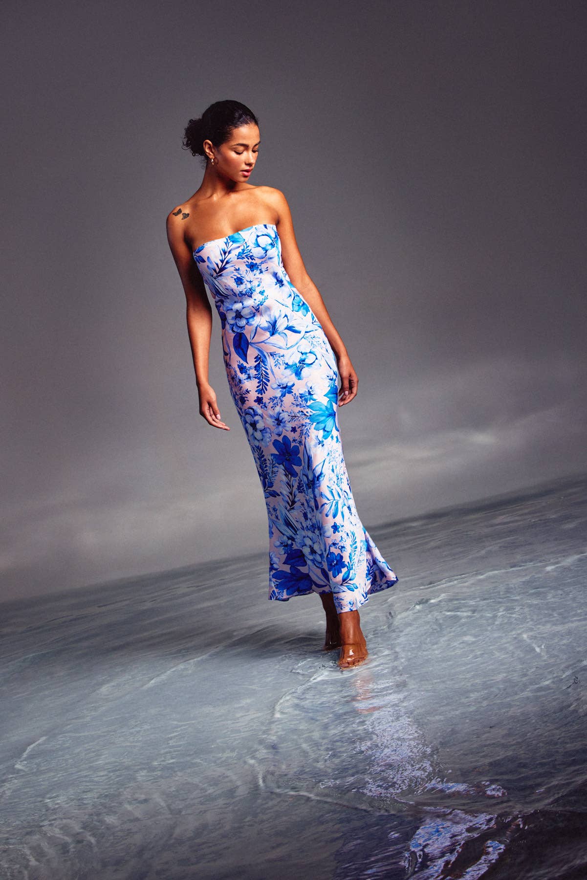 FD11771-P1614 Luminous Strapless Bias Cut Maxi Dress: BLUE IVY