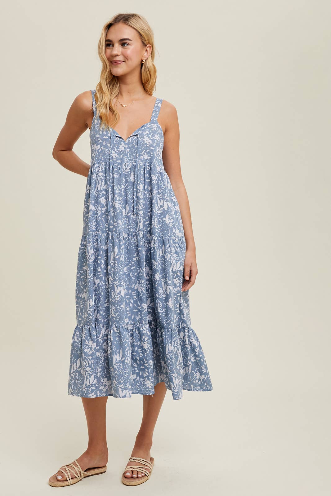 FLORAL TIERED MIDI DRESS WITH SELF FRONT TIE / WL24-9472: CAMEL