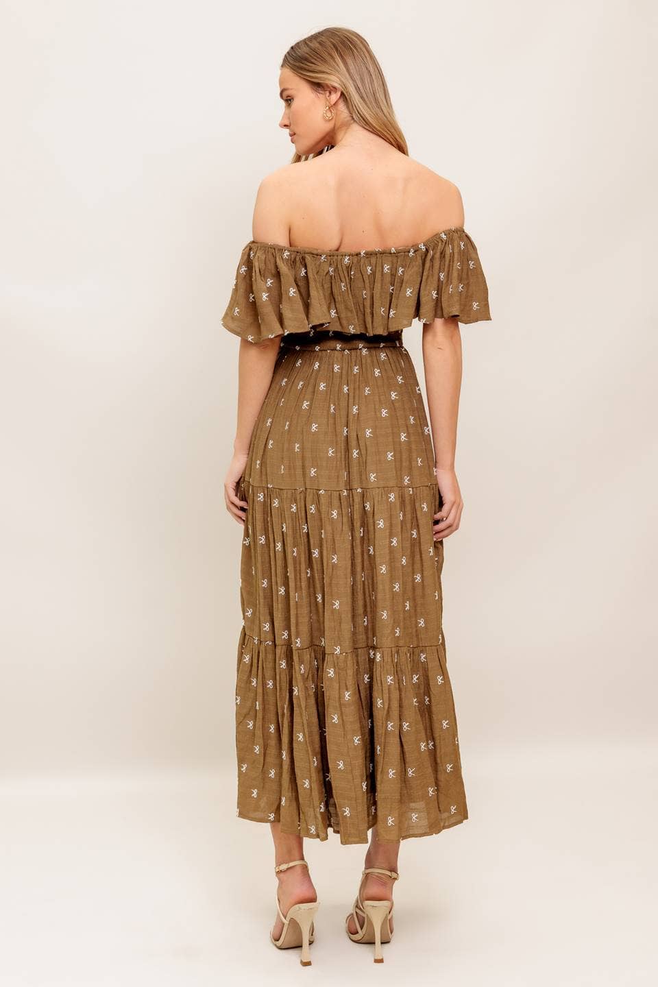 A textured embroidered woven midi dress - ID22655: Brown