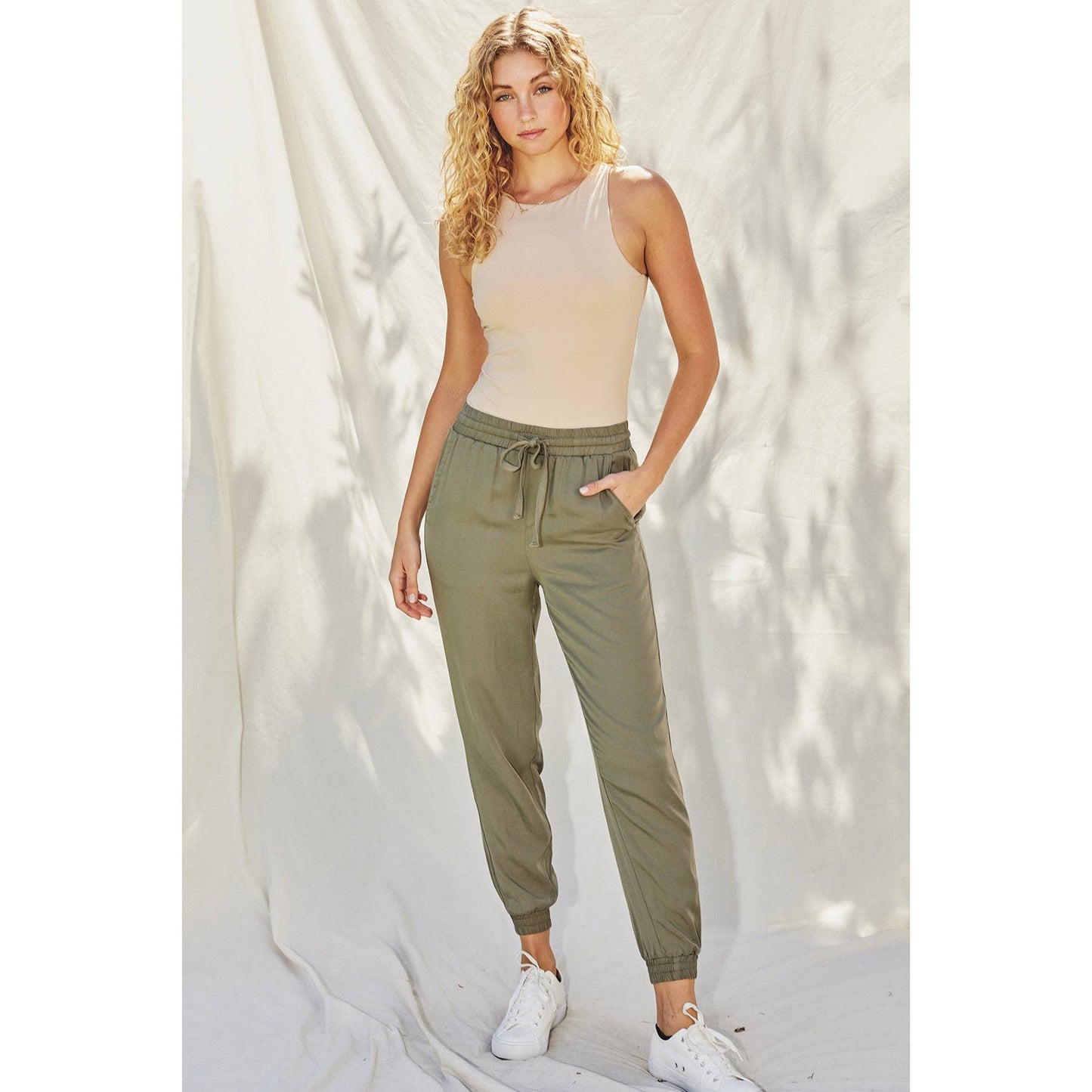 Easy Drawstring Joggers: WASHED GREY / FP5513