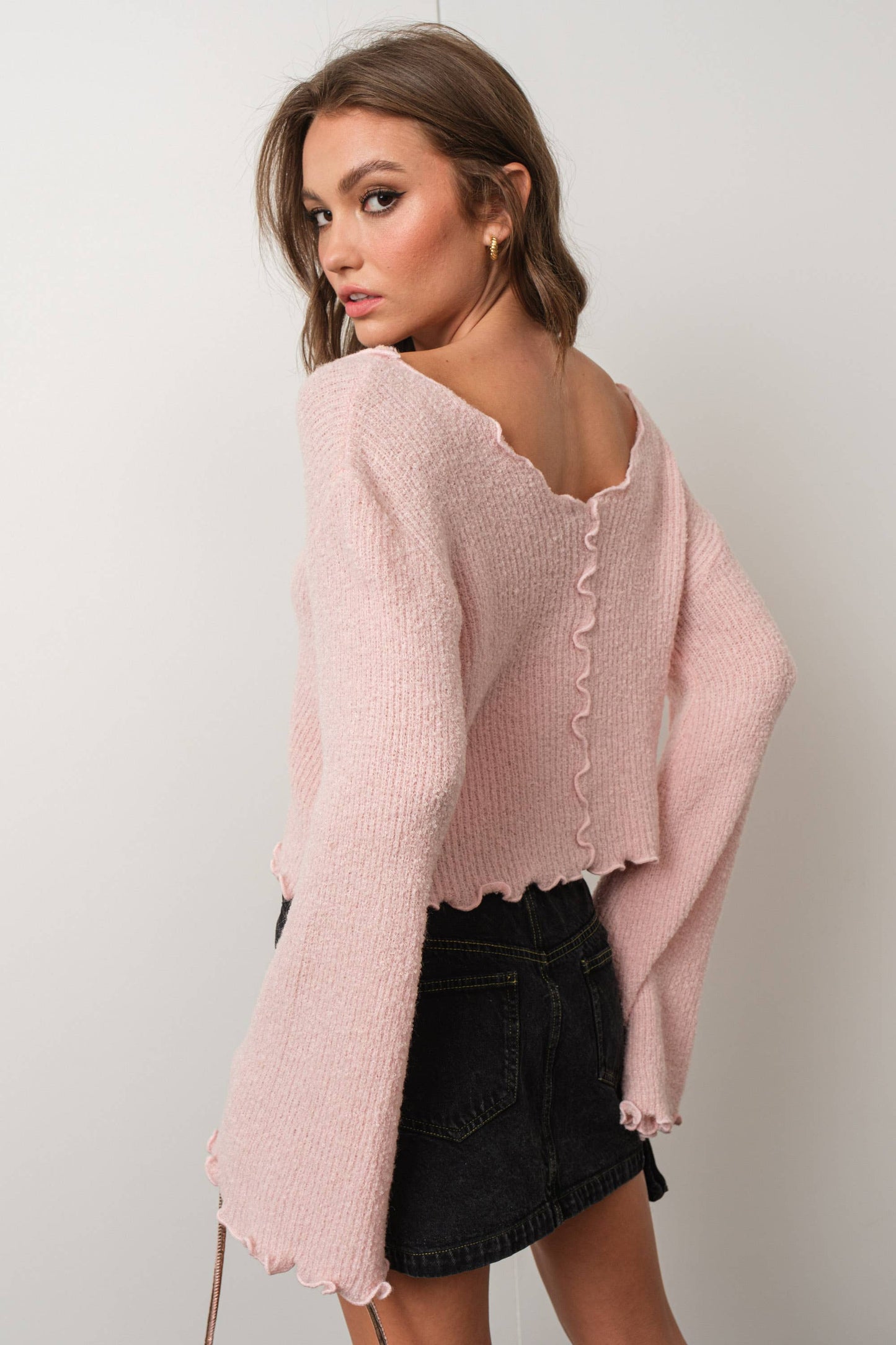 PDT687 V NECK BOUCLE KNIT SWEATER TOP: TAUPE