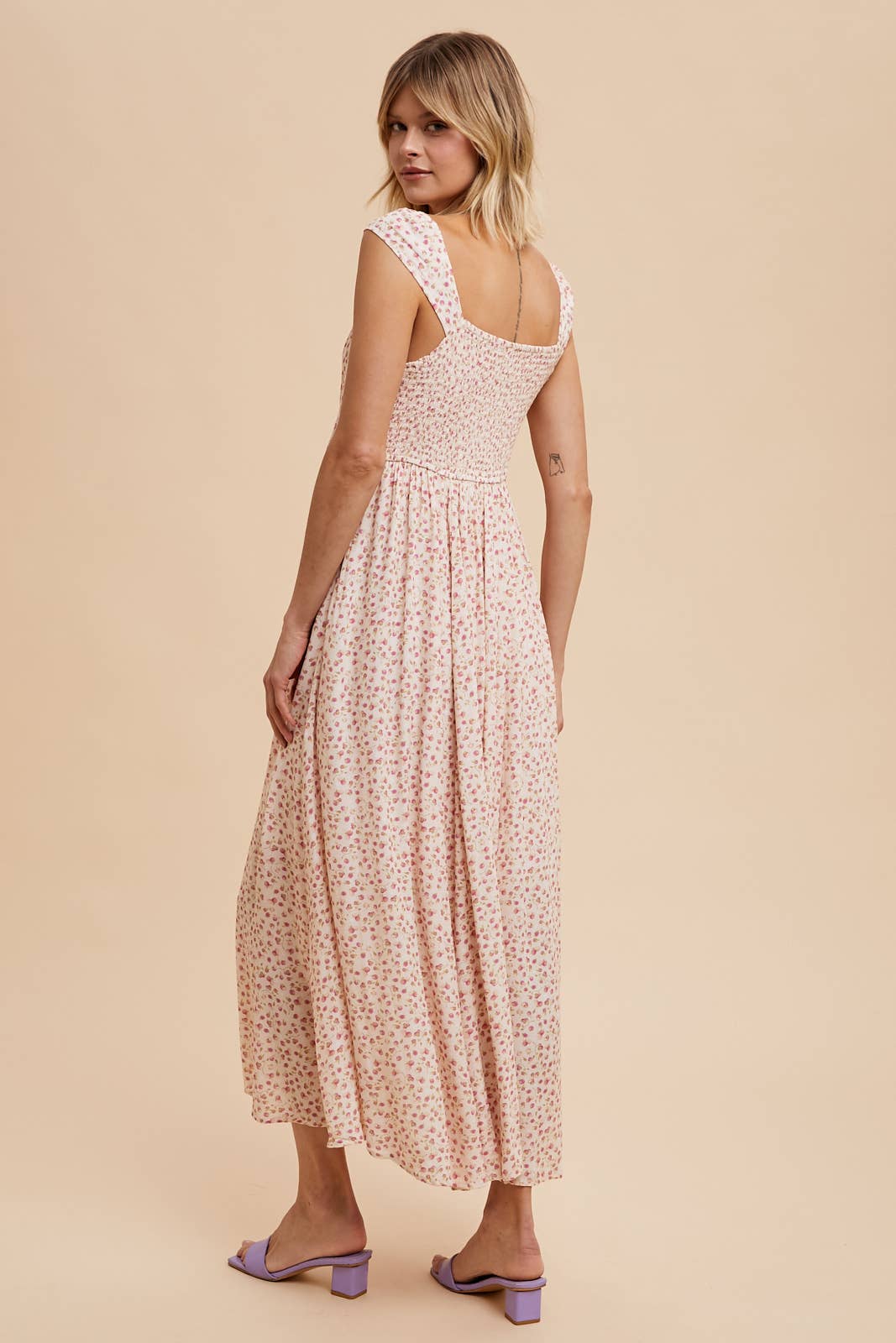 VISCOSE BUTTON DOWN FLORAL DRESS: LAVENDER / ILD5692