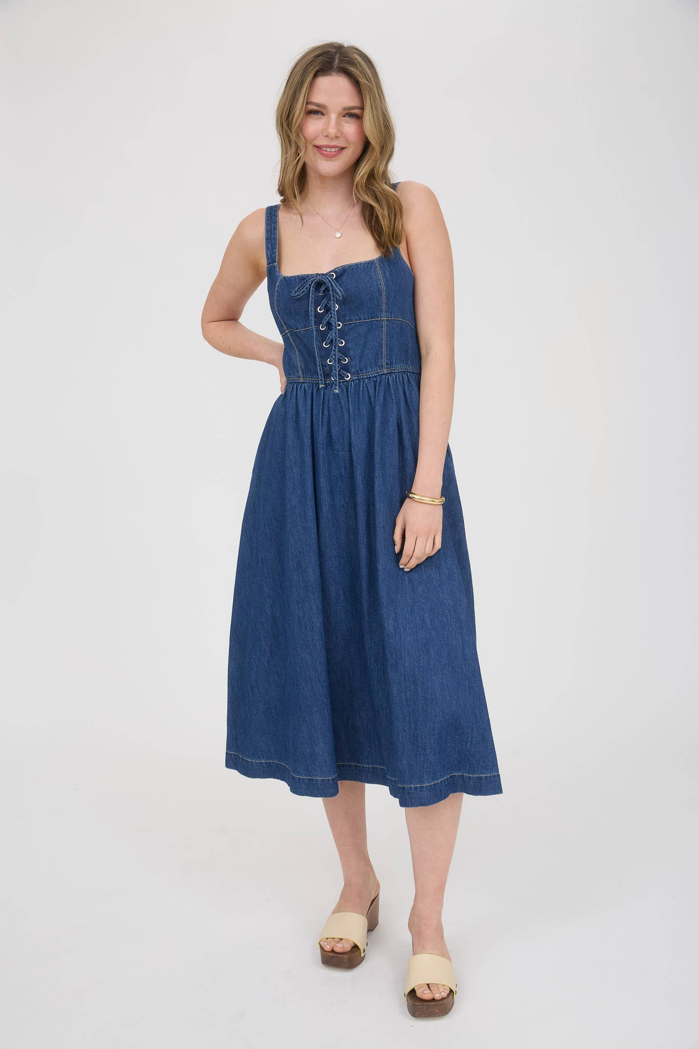 LACE UP SLEEVELESS DENIM MIDI DRESS : B5SD1017