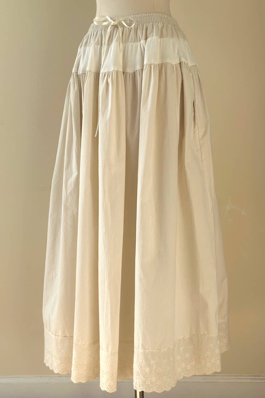 Skirt onlyyy : BLACK / MTS2523
