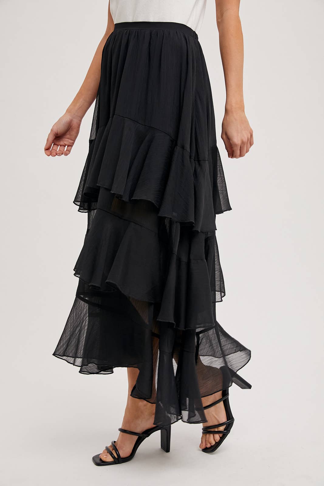 TIERED RUFFLE MAXI SKIRT WITH LINING: Black B02722
