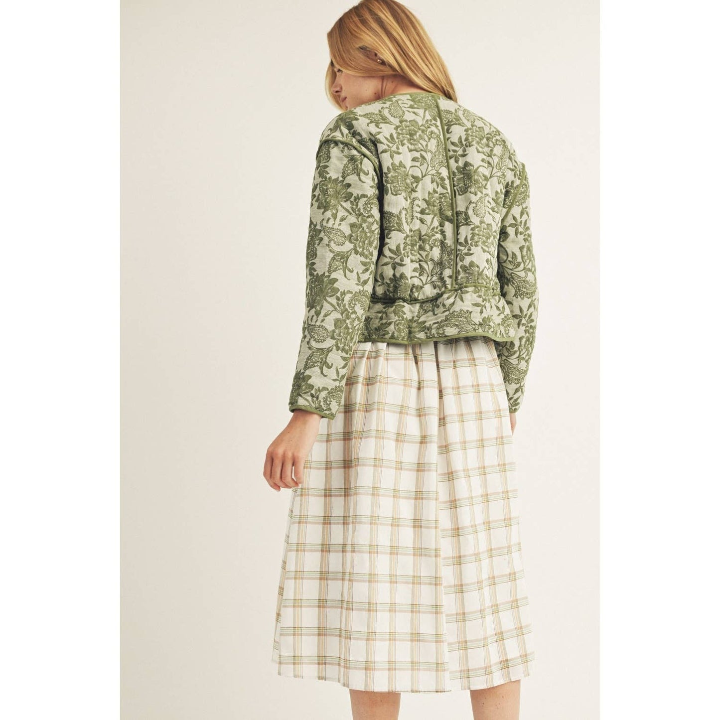 JT5545-1- FLORAL PRINT PADDED JACKET : OLIVE