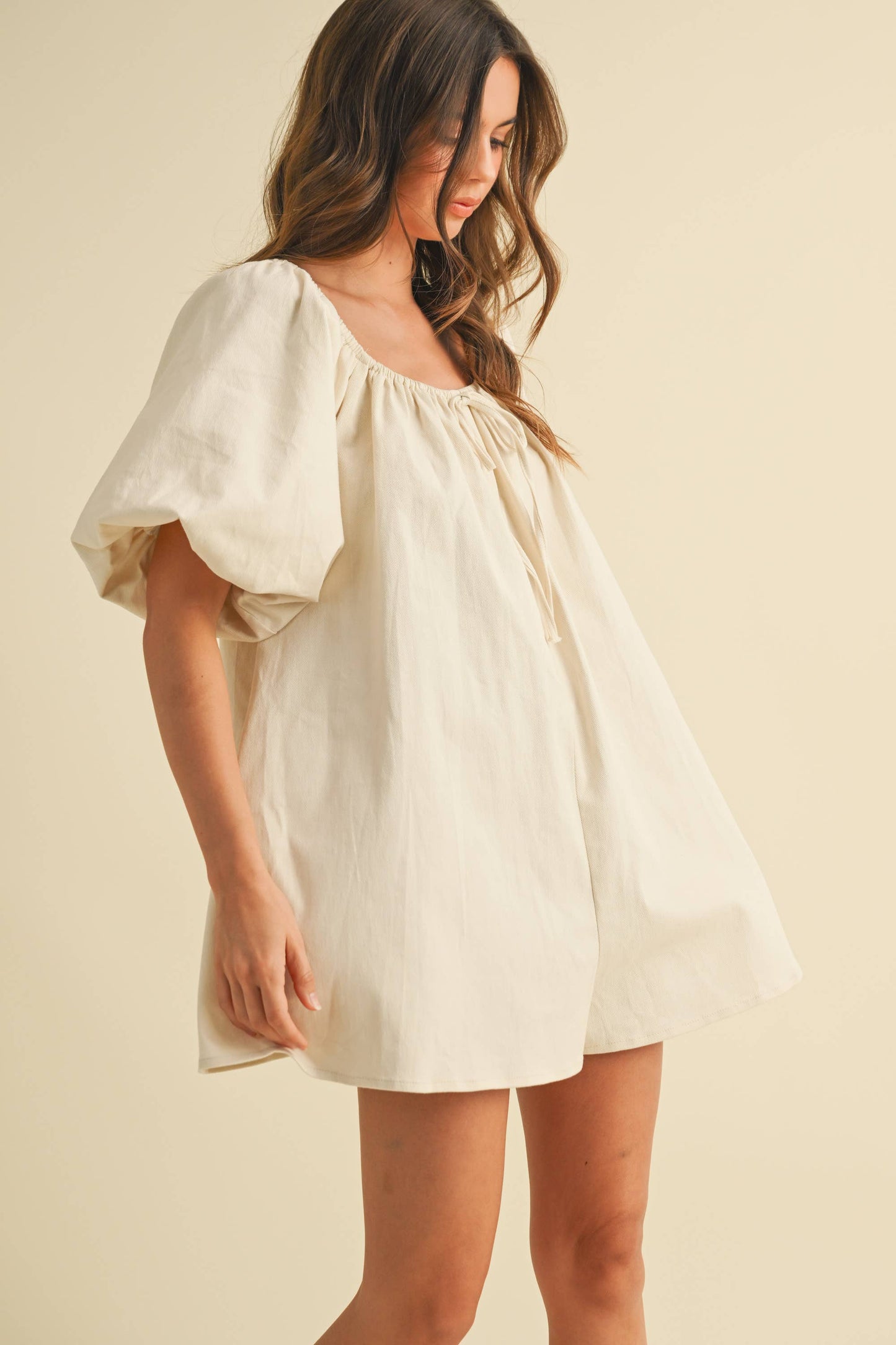 IR2196-A PUFF SLEEVE RELAXED FIT BOXY DENIM ROMPER: CREAM
