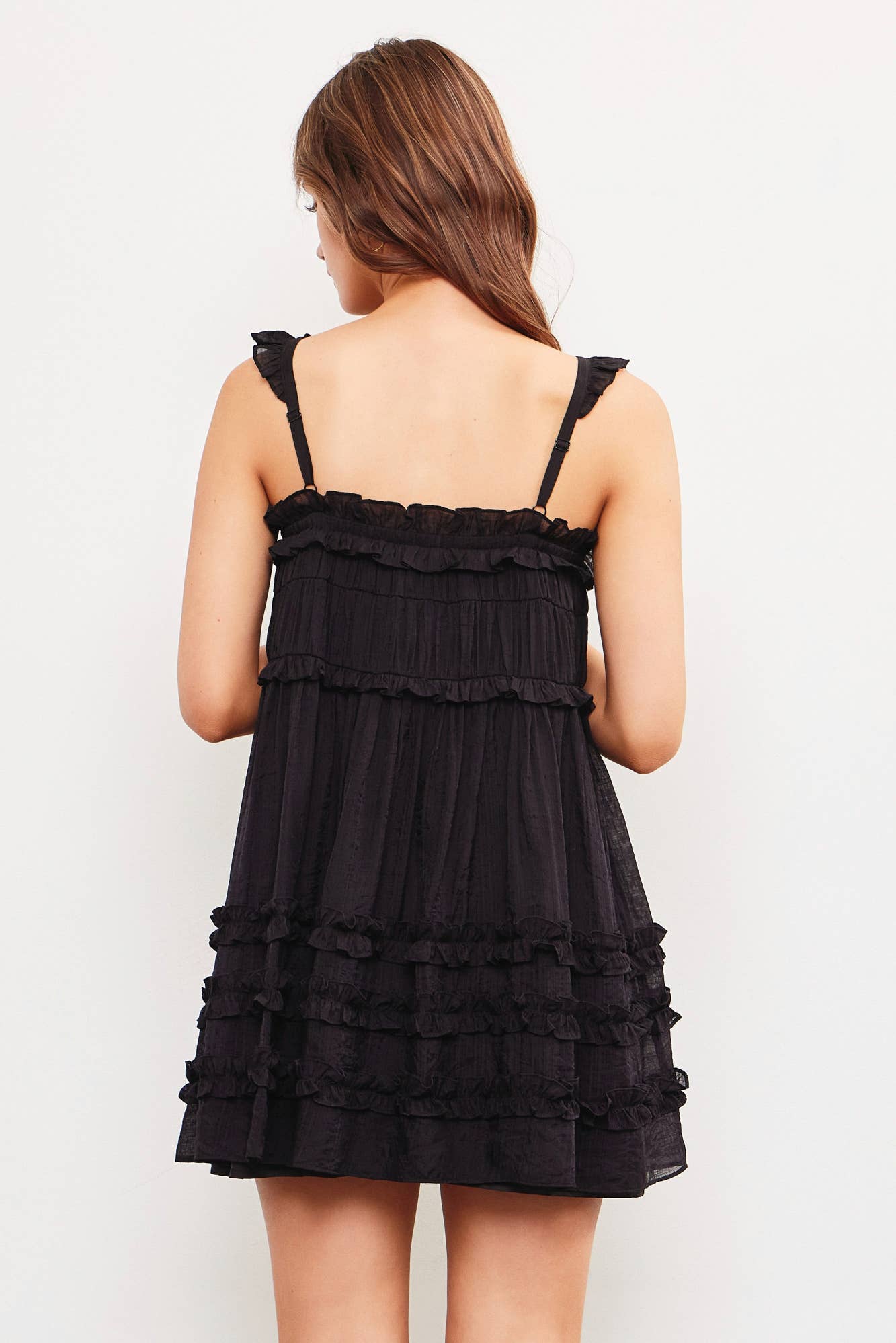 TIERED RUFFLE DRESS: S23645 / SNOW WHITE