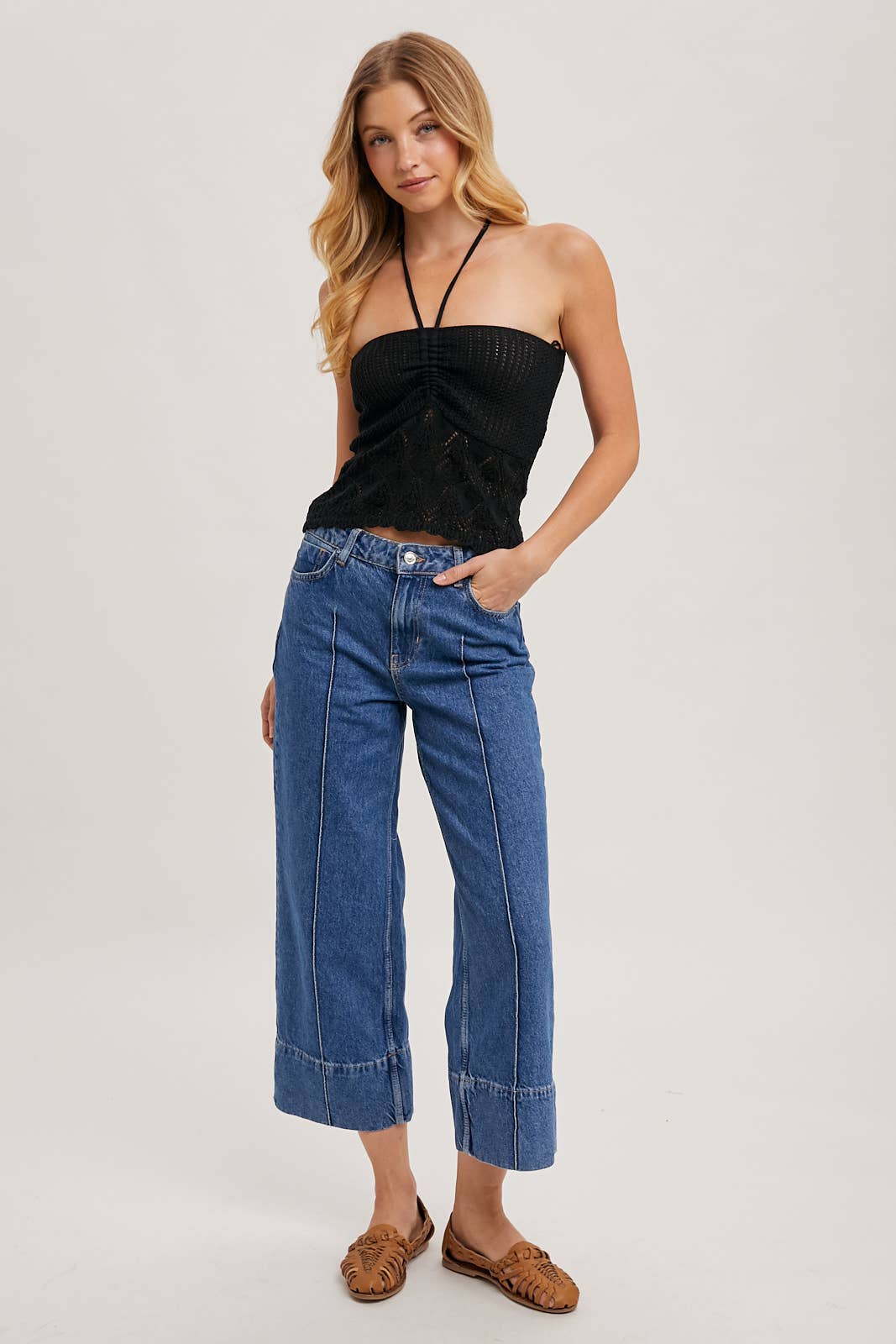 KNOTTED POINTELLE KNIT HALTER TOP SWEATER: Black / T02269